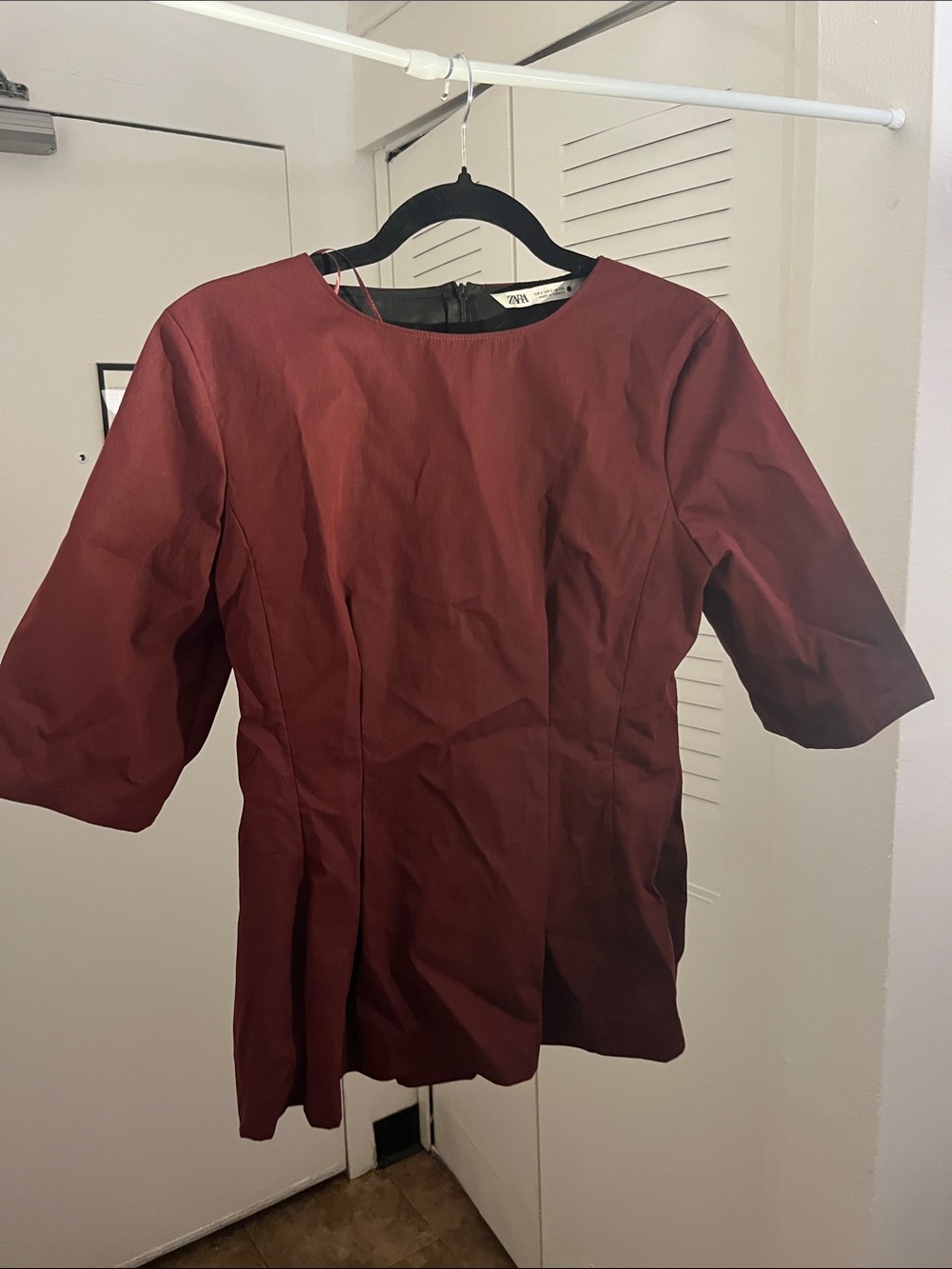 Zara Short Sleeve Blouse in Burgundy
